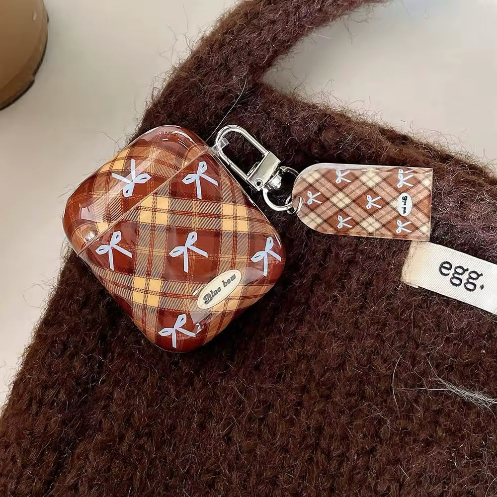Vintage-style AirPods protective case in brown plaid for aesthetic girls