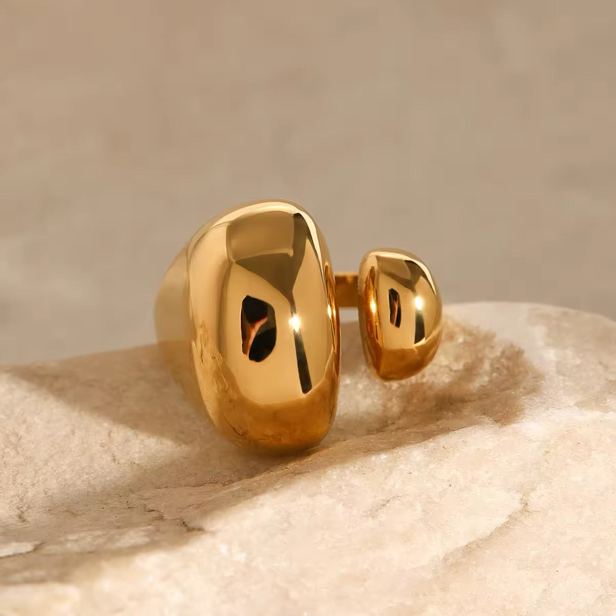 Modern asymmetric open band gold-plated fashion ring
