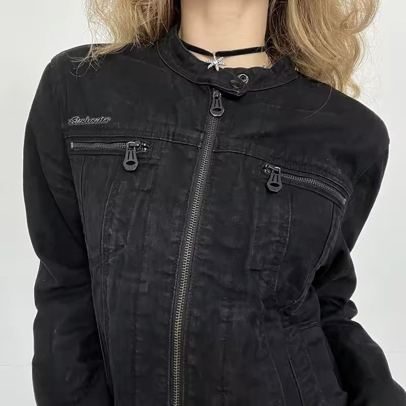 Front view of black Y2K zipper jacket