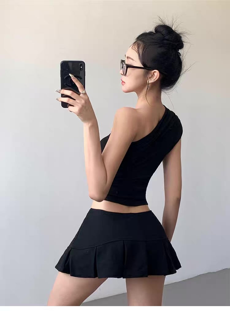 Grey aesthetic mini skirt with wide pleats and skort
