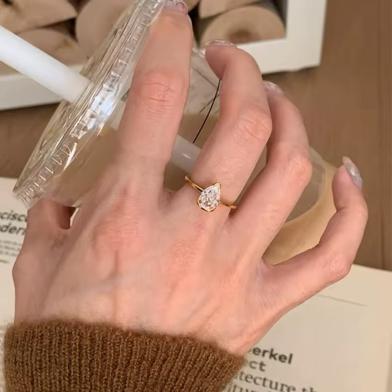 Bling zircon engagement-style ring in light