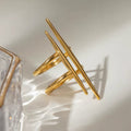 Bold and lightweight open-end ring with a modern touch