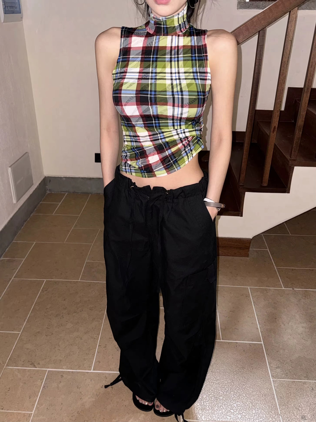 vintage sleeveless y2k crop top in green red plaid