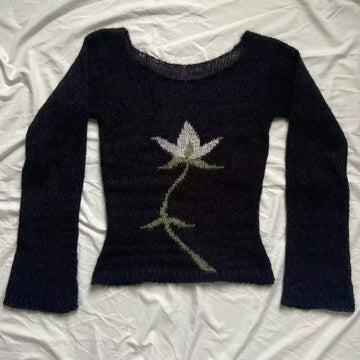 Slim fit black knit sweater with flower design, Harajuku Y2K aesthetic