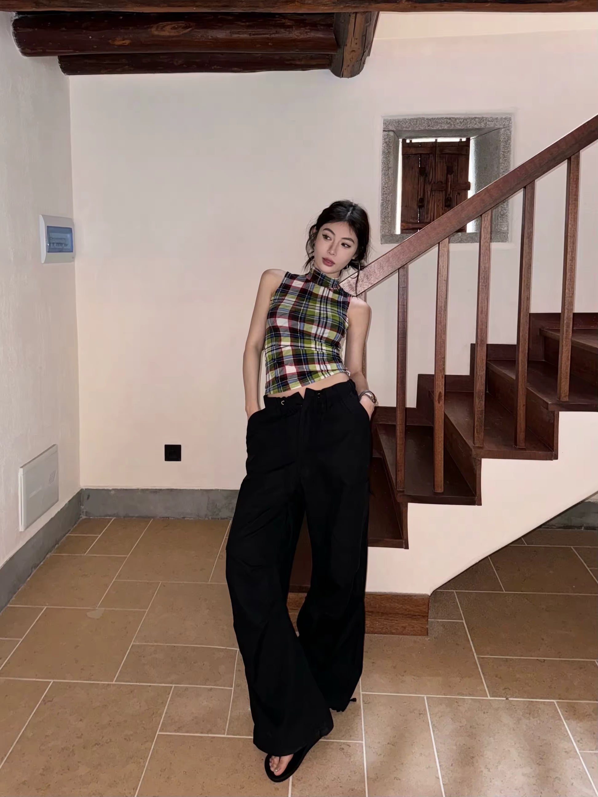 kpop girl plaid crop top styling inspo