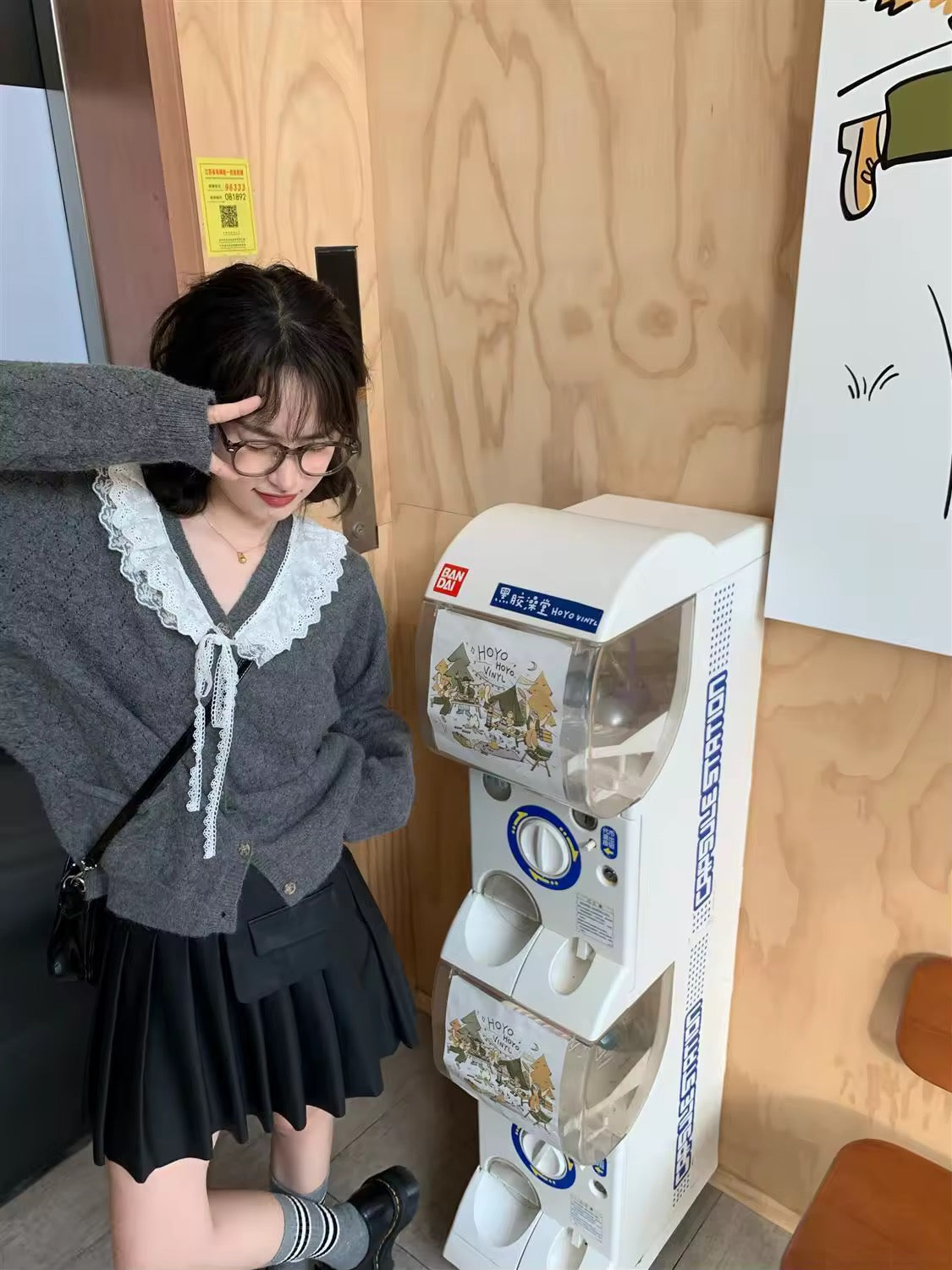 Cozy Korean cardigan with lace collar and pockets