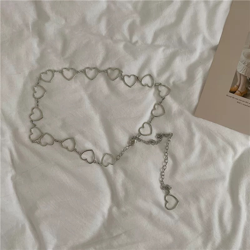 Gothic fashion heart belt for layering over skirts