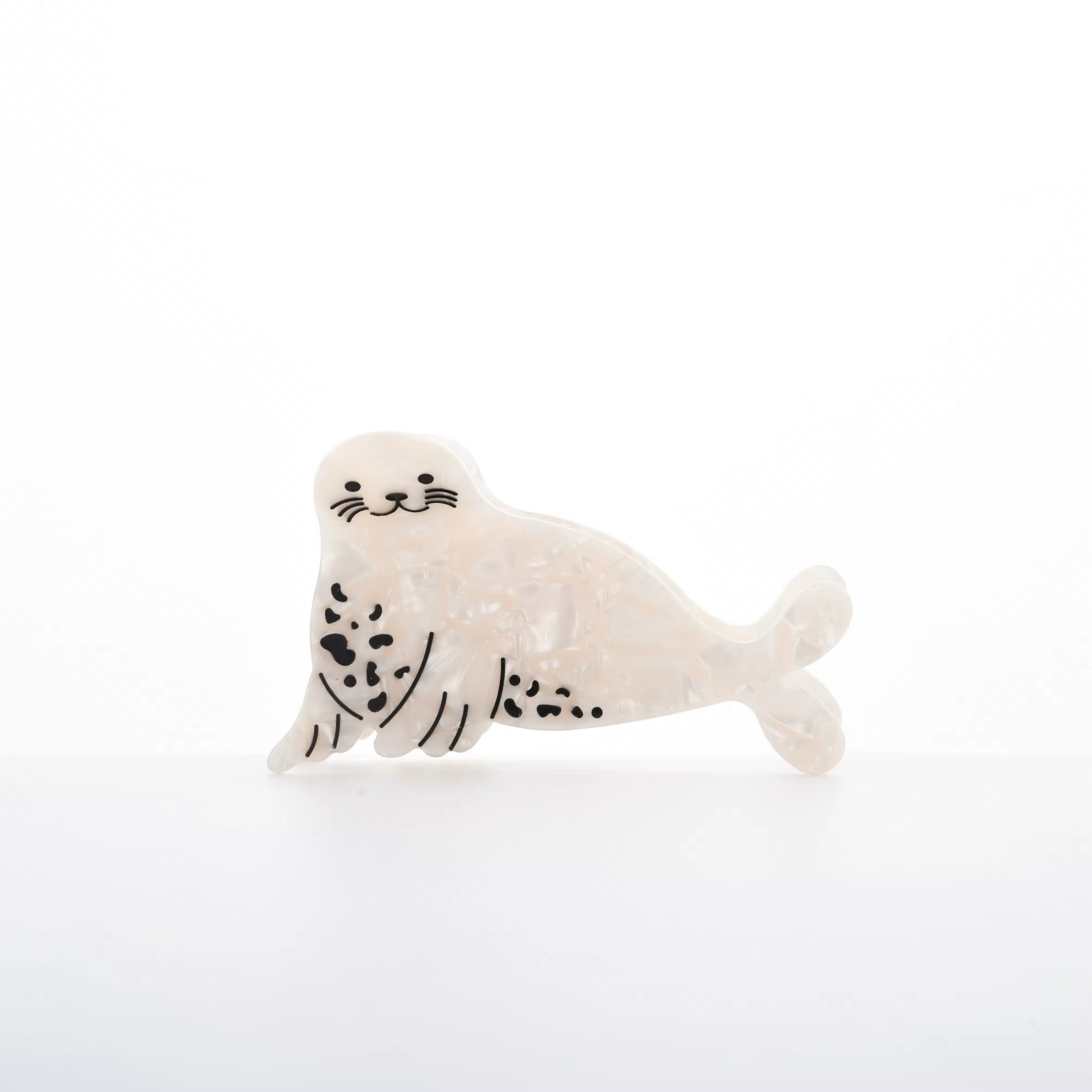 Summer vacation marine animal hair claw with a strong grip