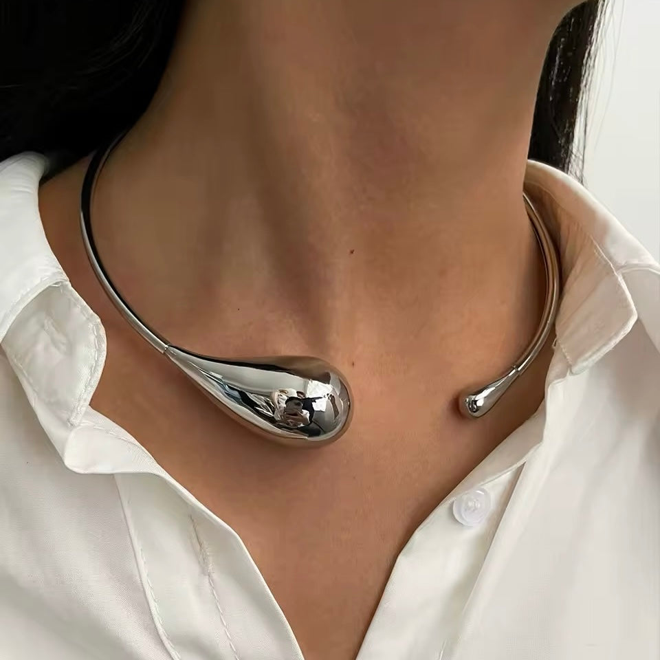 Water Drop Open Choker with chunky gold statement design
