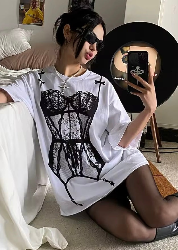 Y2K cotton tee with bold bikini print, oversized fit, ideal for casual summer outfits, TikTok style trends, and American streetwear wardrobes